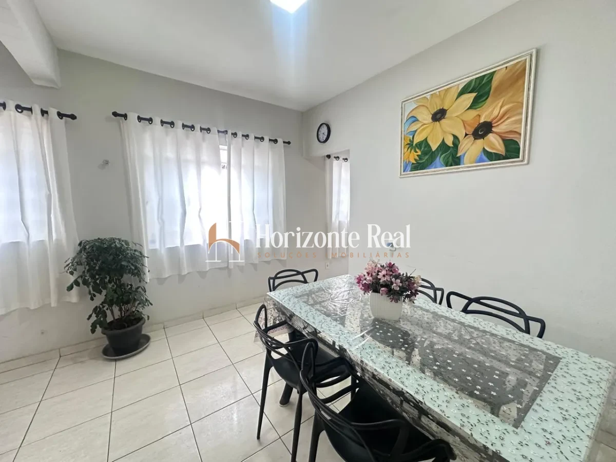 Imagem de APARTAMENTO À VENDA – ÓTIMA LOCALIZAÇÃO
