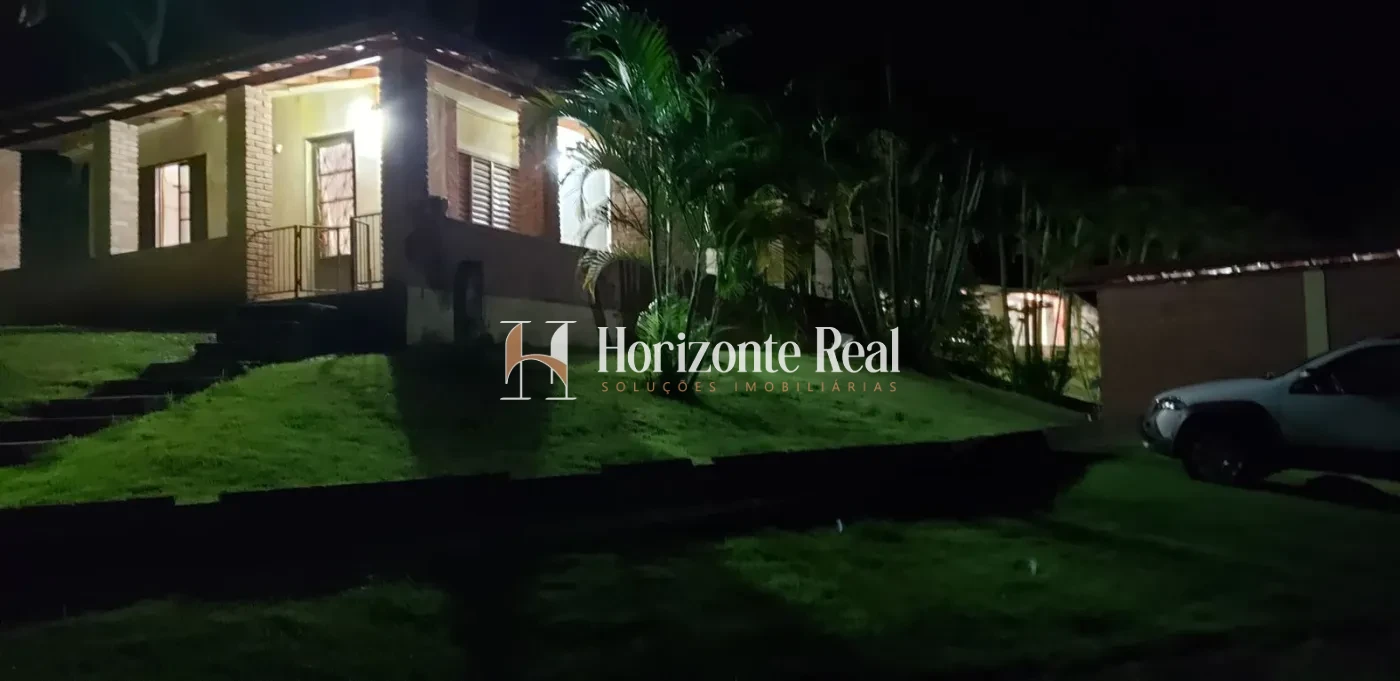 Imagem de VENDE-SE LINDA CHÁCARA – PRONTA PARA MORAR E LAZER