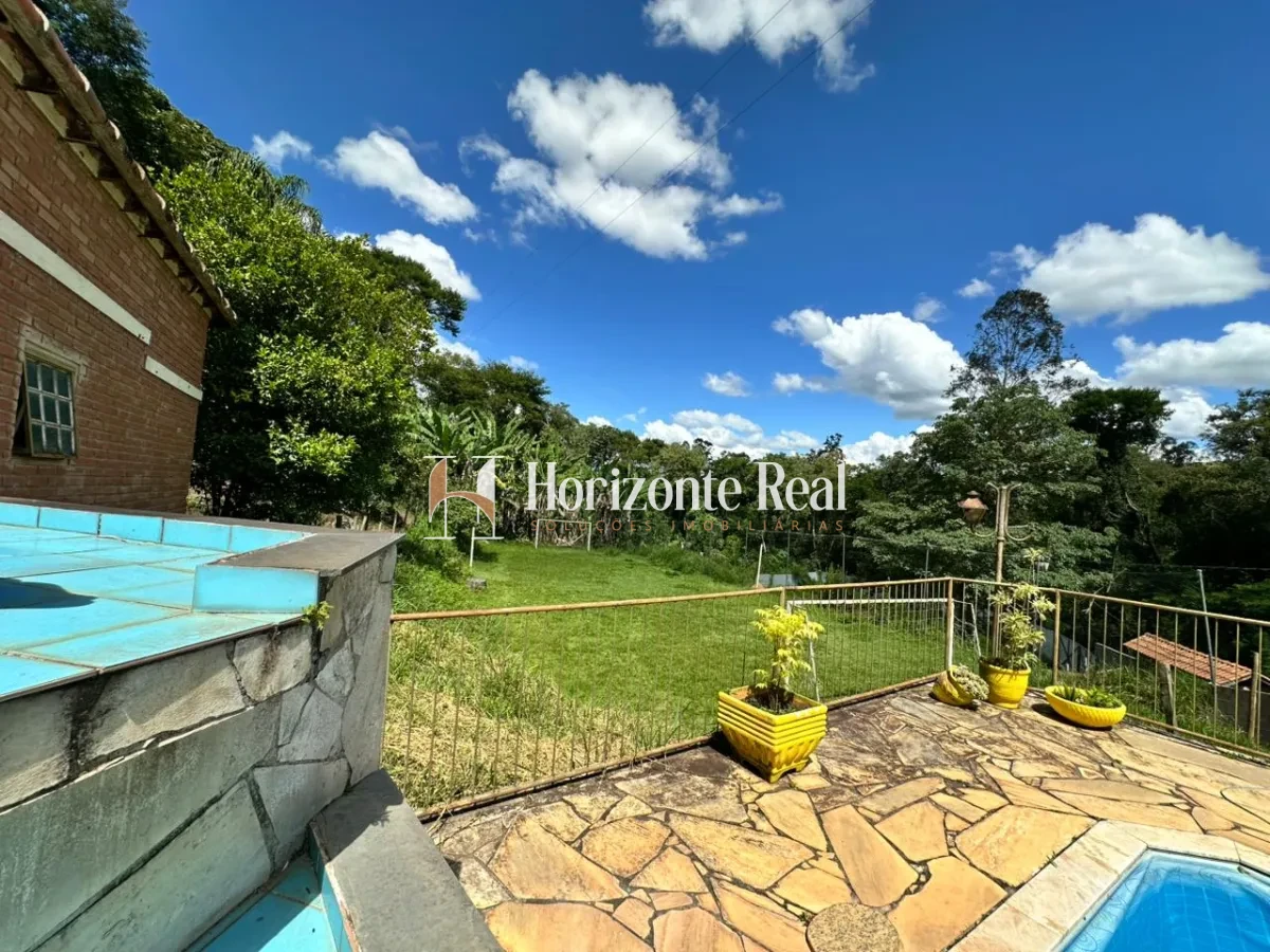 Imagem de VENDE-SE LINDA CHÁCARA – PRONTA PARA MORAR E LAZER