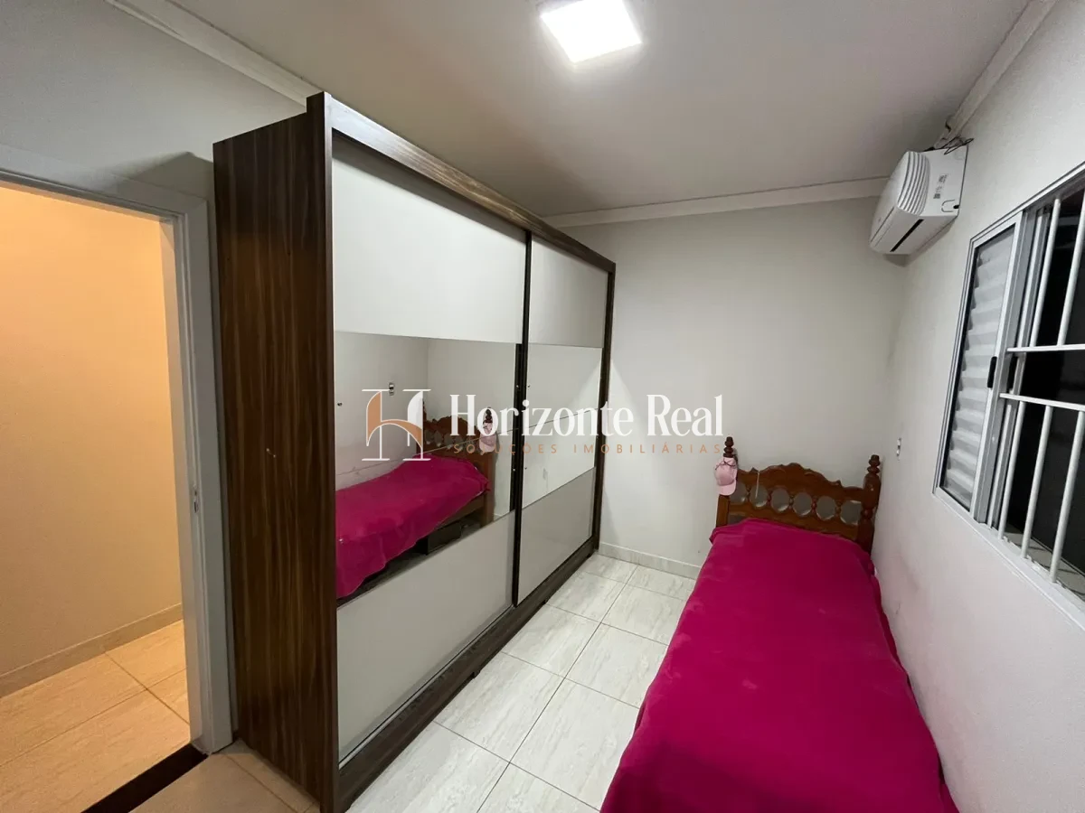 Imagem de LINDA CASA À VENDA – CONFORTO, ESPAÇO E LAZER COMPLETO!
