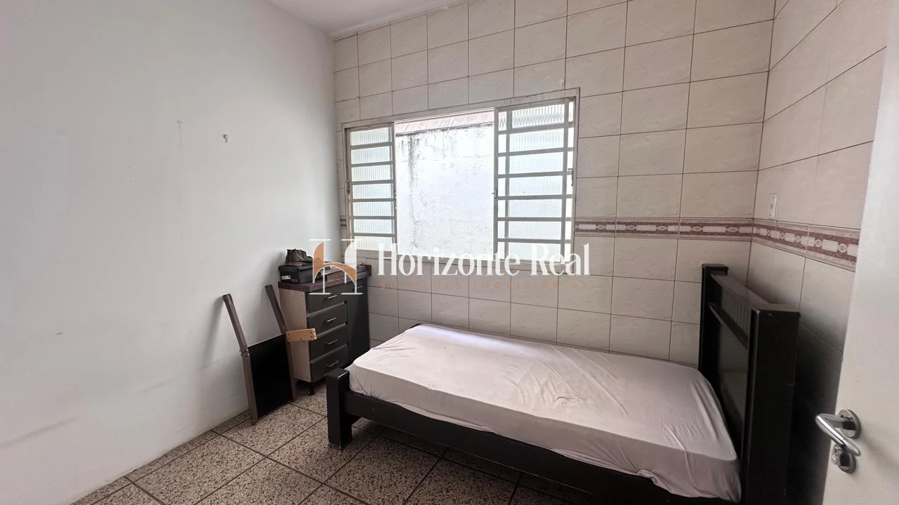 Imagem de CASA À VENDA NO CENTRO DA CIDADE