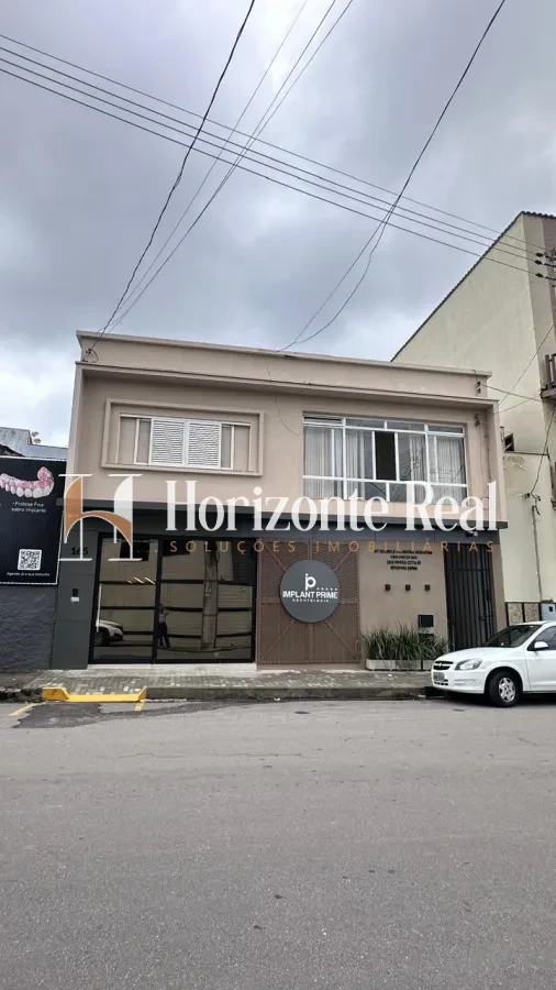 Imagem de CASA À VENDA NO CENTRO DA CIDADE