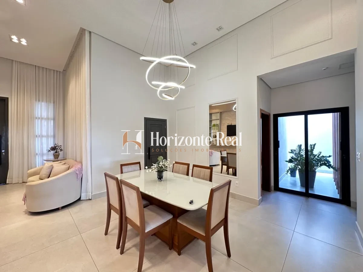 Imagem de EXCELENTE CASA RESIDENCIAL Á VENDA !