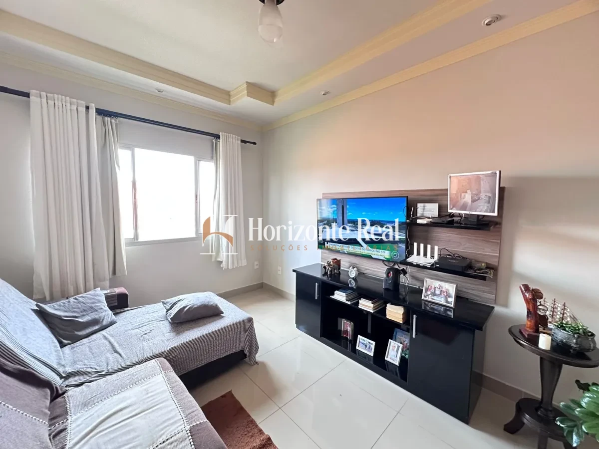 Imagem de EXCELENTE CASA DE DOIS PAVIMENTOS À VENDA – CONFORTO, ESPAÇO E SOFISTICAÇÃO!