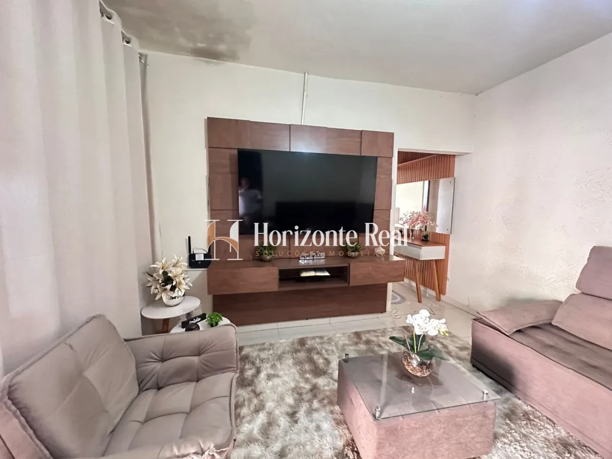 Imagem de EXCELENTE OPORTUNIDADE ! CASA Á VENDA JARDIM DAS OLIVEIRAS.