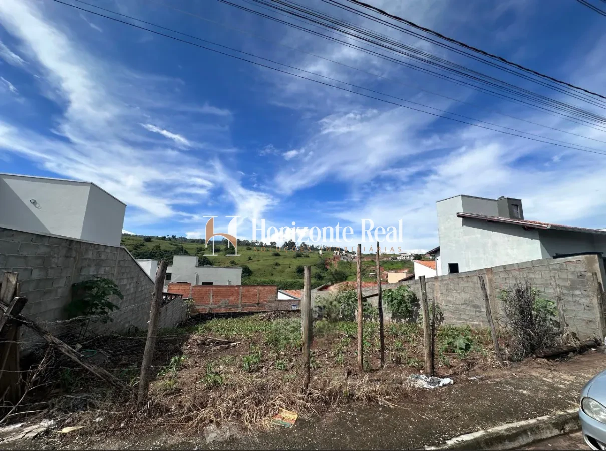 Imagem de TERRENO Á VENDA | 300m² - JARDIM AMERICA