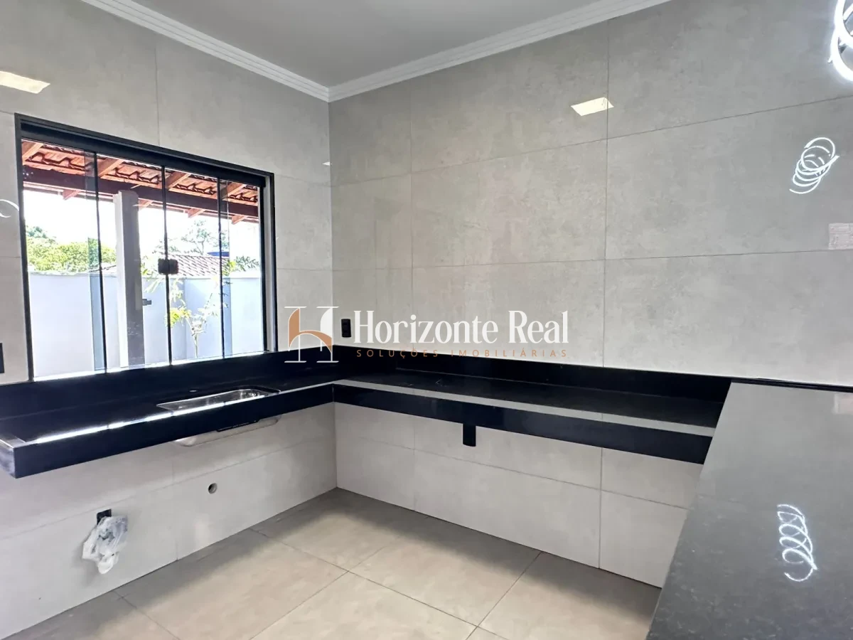 Imagem de OPORTUNIDADE IMPERDÍVEL! CASA Á VENDA