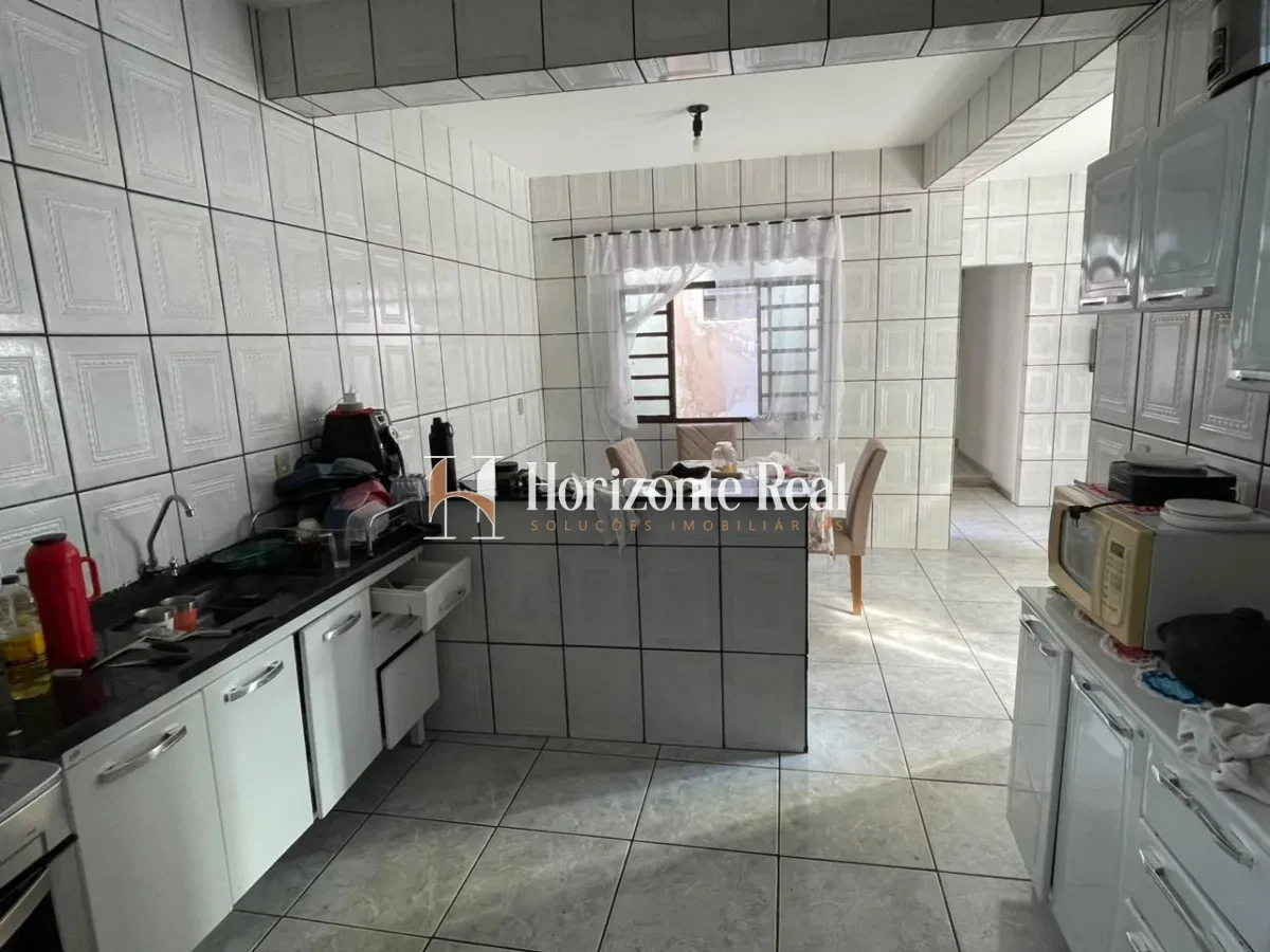 Imagem de CASA Á VENDA | BAIRRO SANTO AMARO.