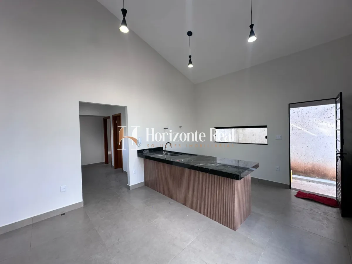 Imagem de CASA Á VENDA | CONFORTO ,TRANQUILIDADE E BOA LOCALIZAÇÃO.