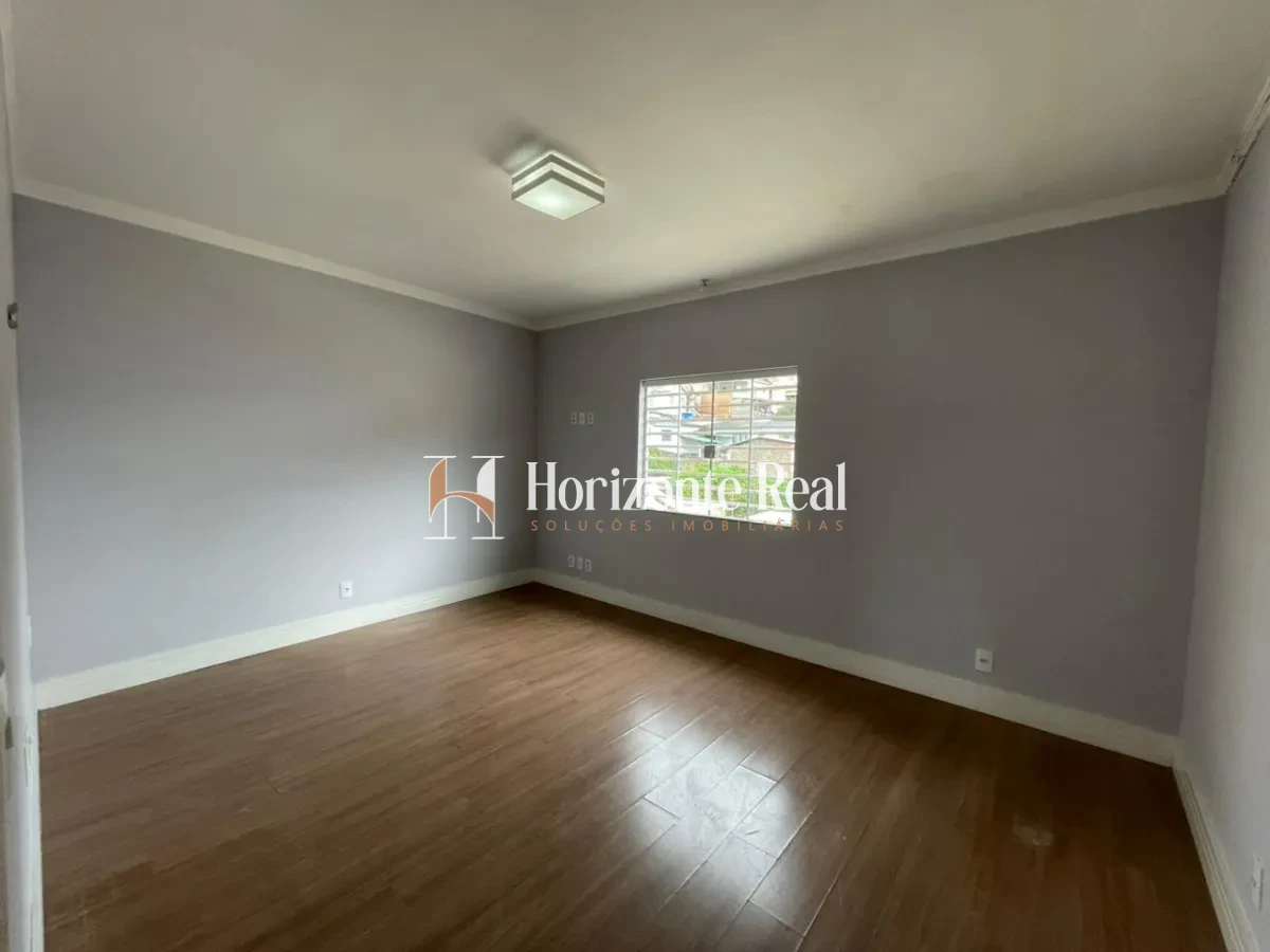 Imagem de CASA PARA ALUGUEL NO CENTRO DA CIDADE.