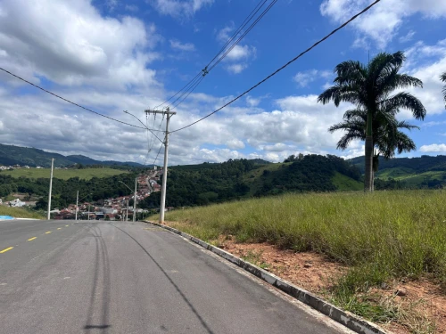 Imagem de TERRENO Á VENDA | LOCALIZAÇÃO ESTRATÉGICA