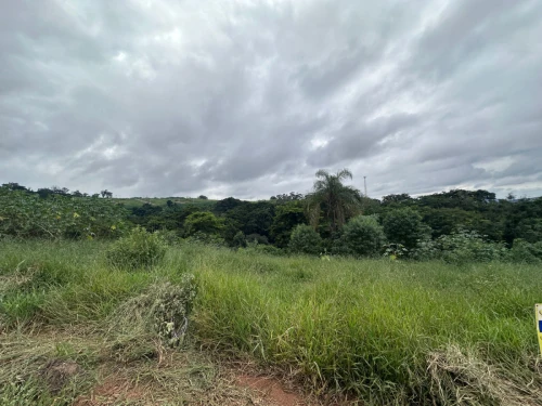 Imagem de TERRENO Á VENDA | EXCELENTE OPORTUNIDADE DE INVESTIMENTO