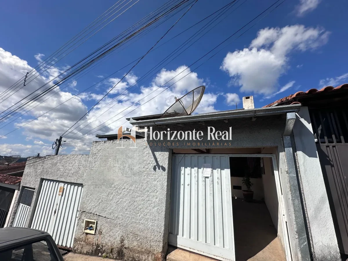 Imagem de OPORTUNIDADE IMPERDÍVEL ! CASA Á VENDA COM ESPAÇO EXTRA PARA RENDA .