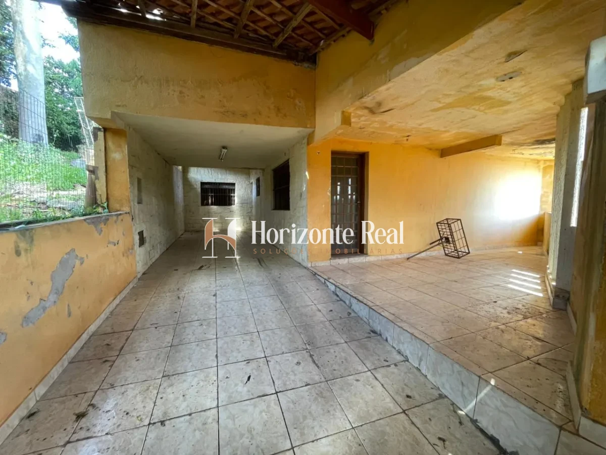 Imagem de EXCELENTE OPORTUNIDADE! CASA AMPLA Á VENDA.