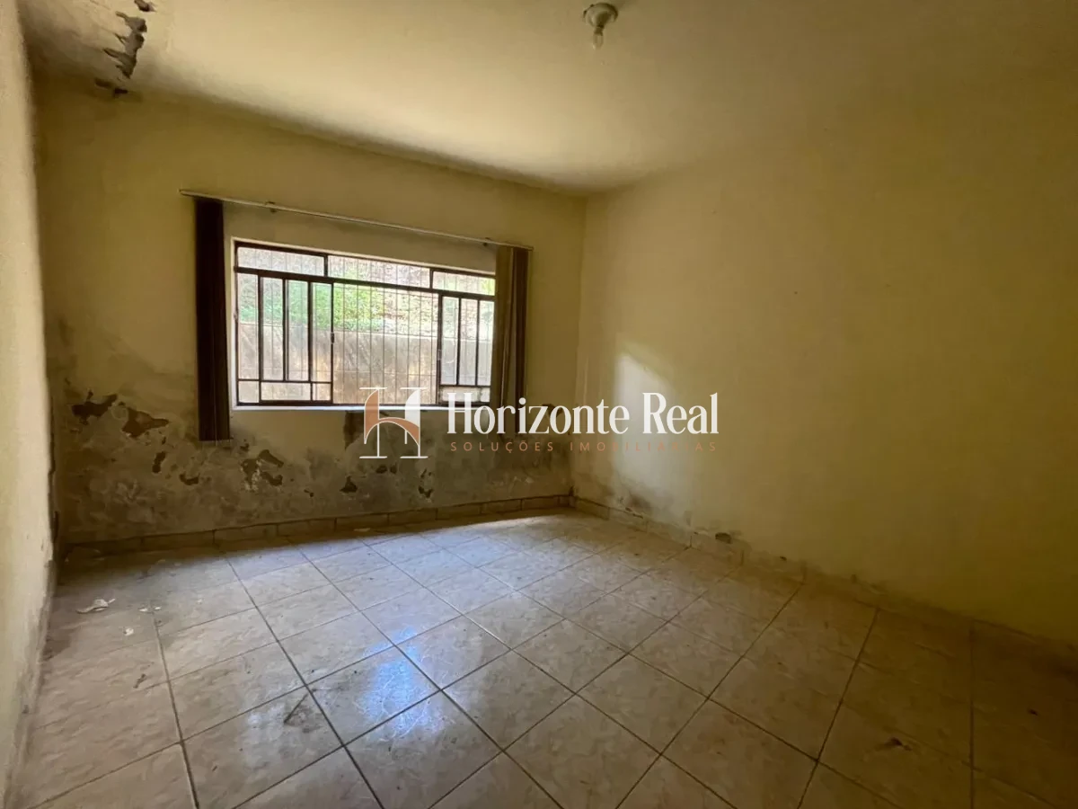 Imagem de EXCELENTE OPORTUNIDADE! CASA AMPLA Á VENDA.