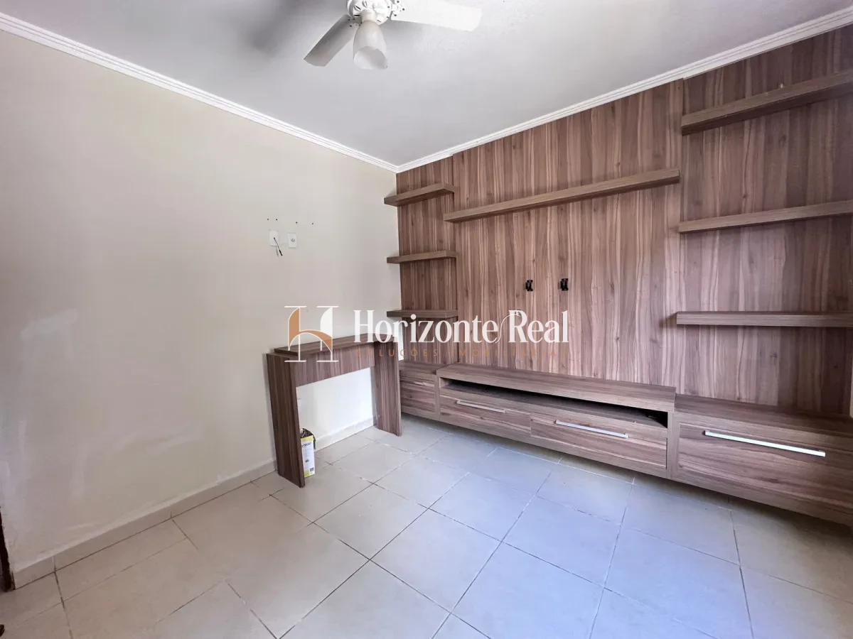 Imagem de CASA Á  VENDA | EXCELENTE OPORTUNIDADE RESIDENCIAL E DE INVESTIMENTO