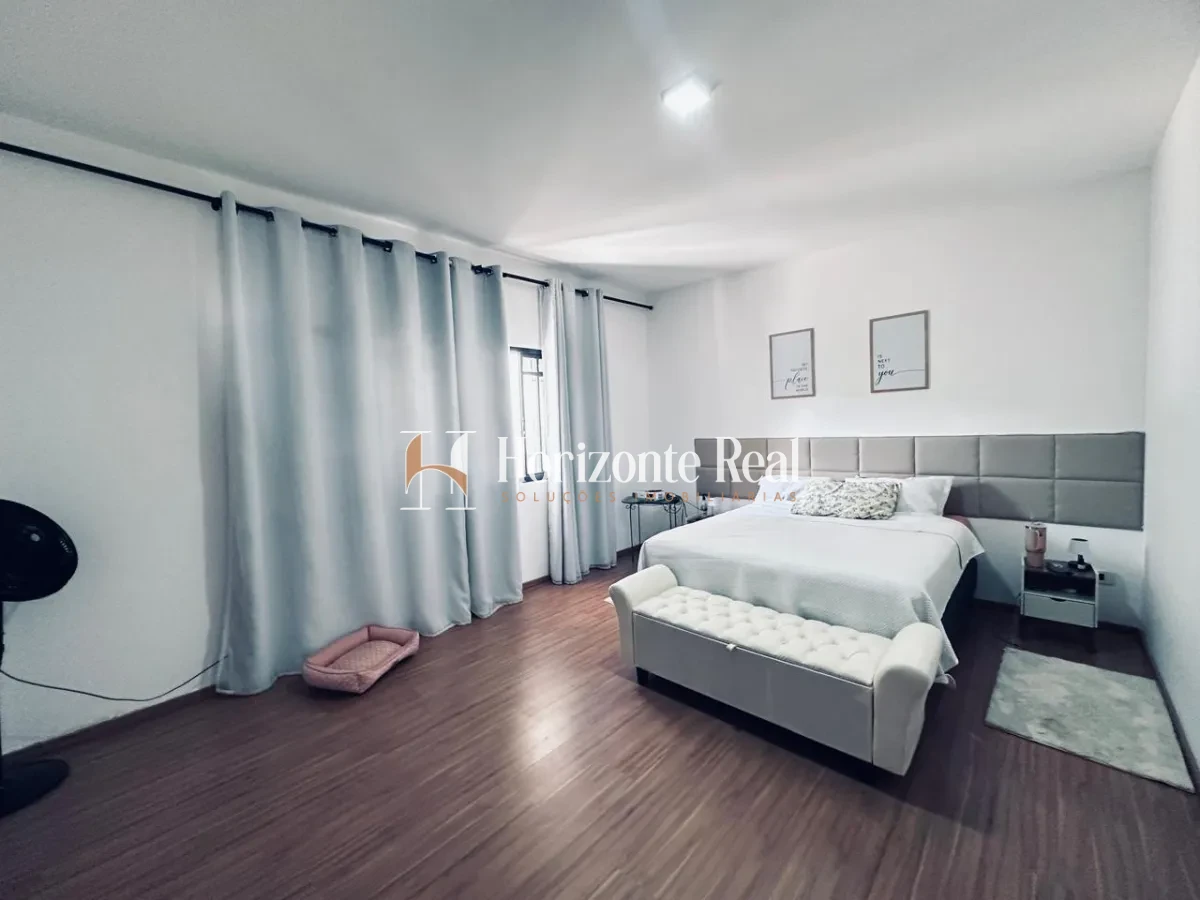 Imagem de OPORTUNIDADE IMPERDÍVEL! CASA ESPAÇOSA E COMPLETA À VENDA