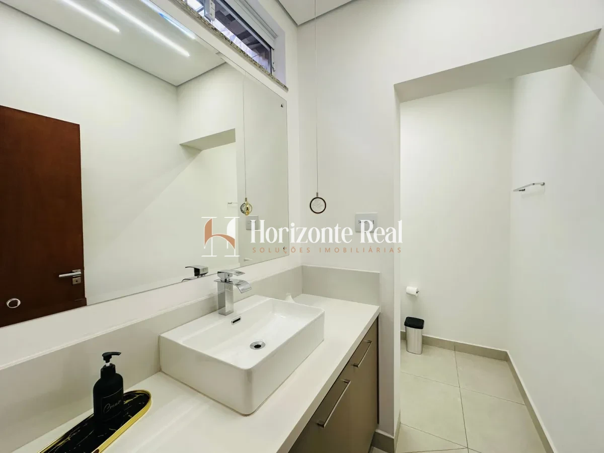 Imagem de OPORTUNIDADE IMPERDÍVEL! IMÓVEL RESIDENCIAL E COMERCIAL À VENDA