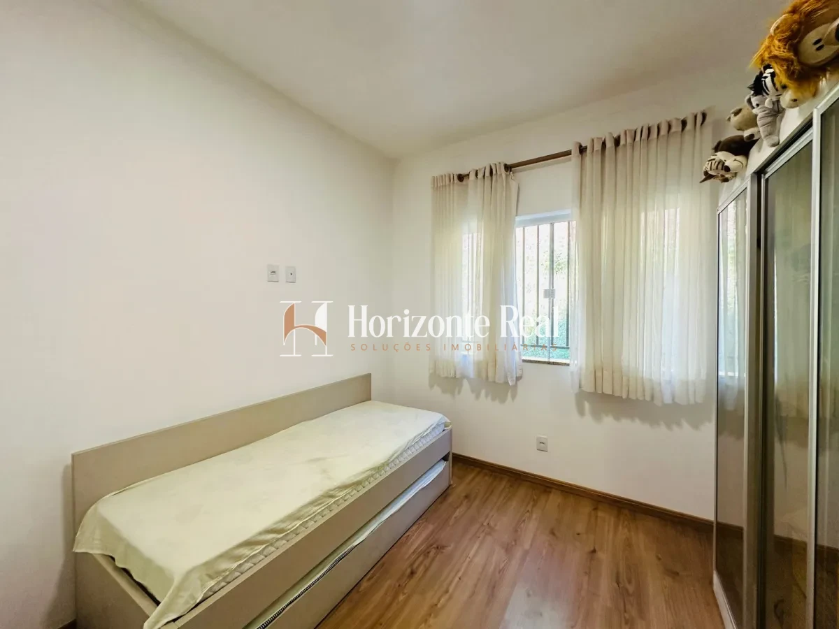 Imagem de OPORTUNIDADE IMPERDÍVEL! IMÓVEL RESIDENCIAL E COMERCIAL À VENDA
