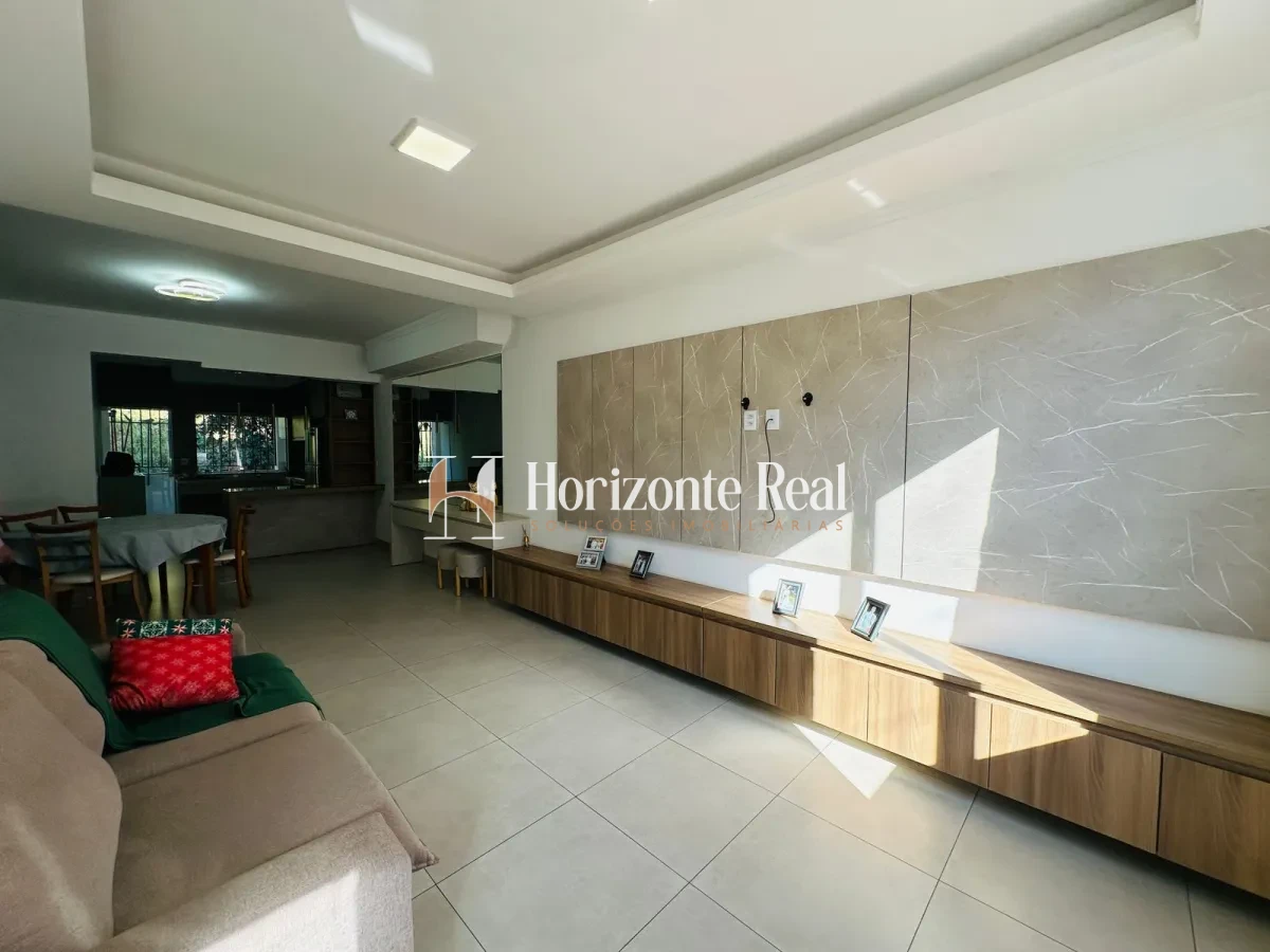 Imagem de OPORTUNIDADE IMPERDÍVEL! IMÓVEL RESIDENCIAL E COMERCIAL À VENDA