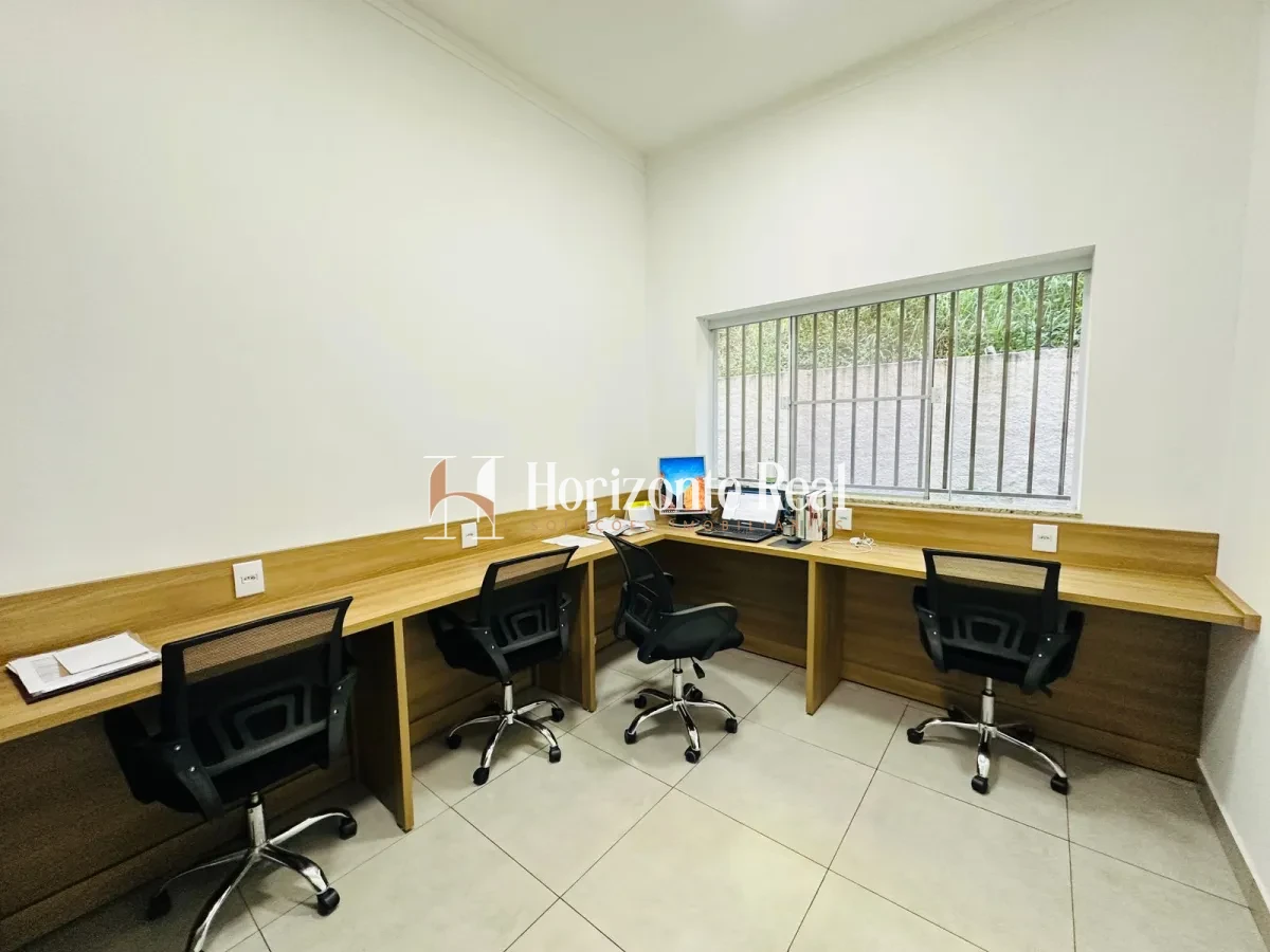 Imagem de OPORTUNIDADE IMPERDÍVEL! IMÓVEL RESIDENCIAL E COMERCIAL À VENDA