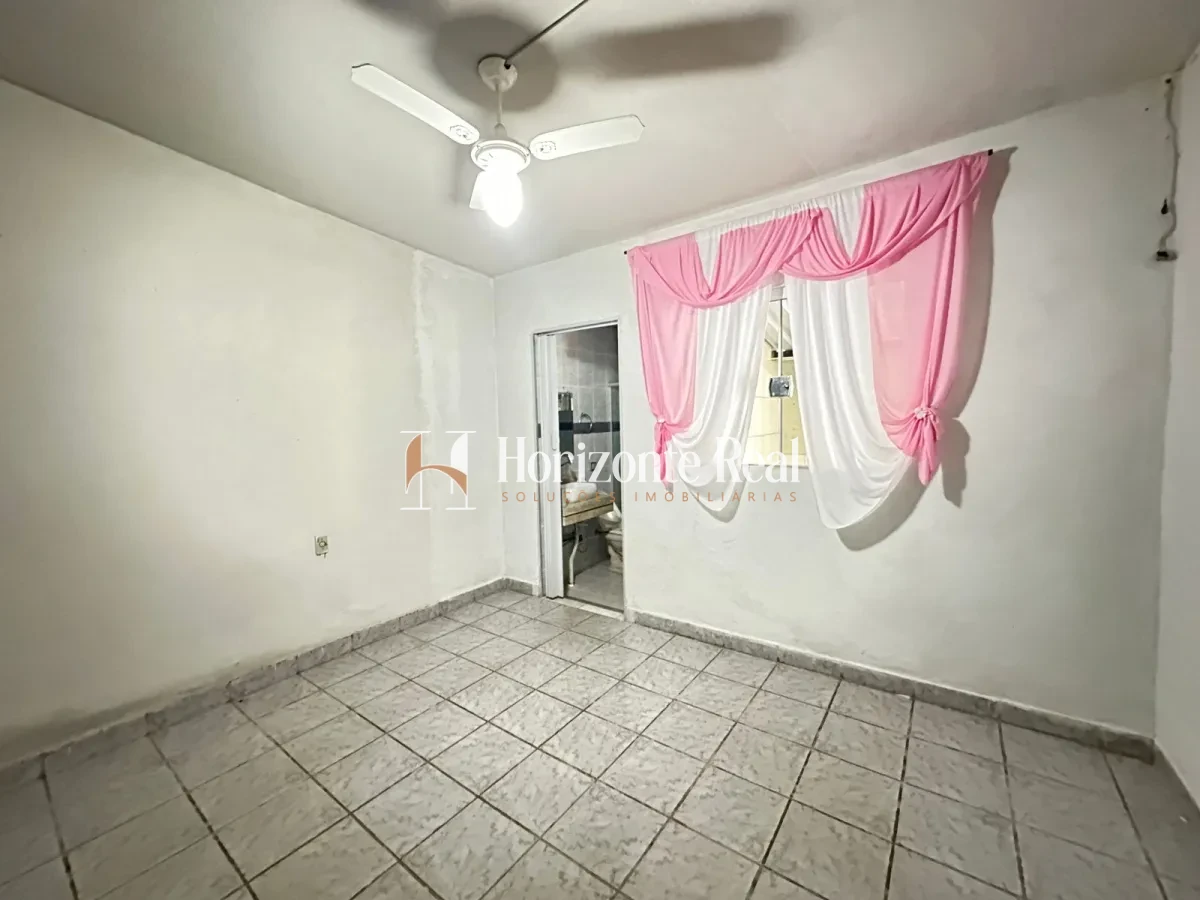 Imagem de CASA Á VENDA COM PONTO COMERCIAL