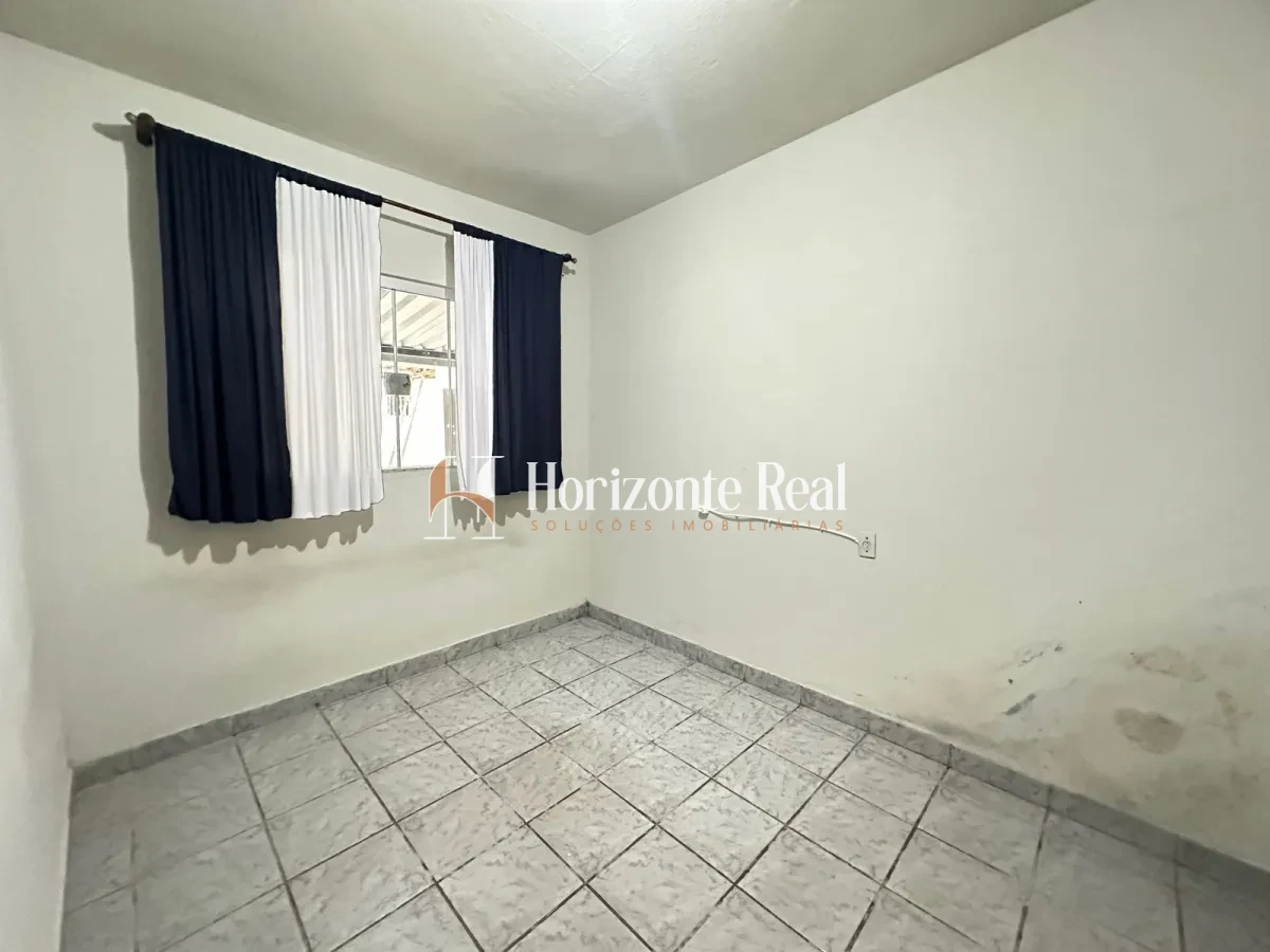 Imagem de CASA Á VENDA COM PONTO COMERCIAL