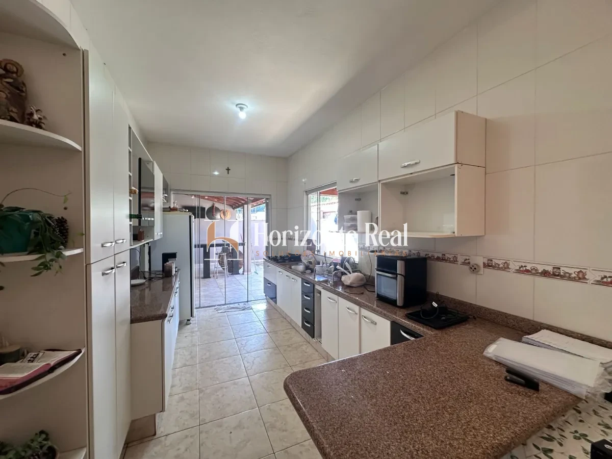 Imagem de CASA Á VENDA | CONFORTO E EXCELENTE LOCALIZAÇÃO