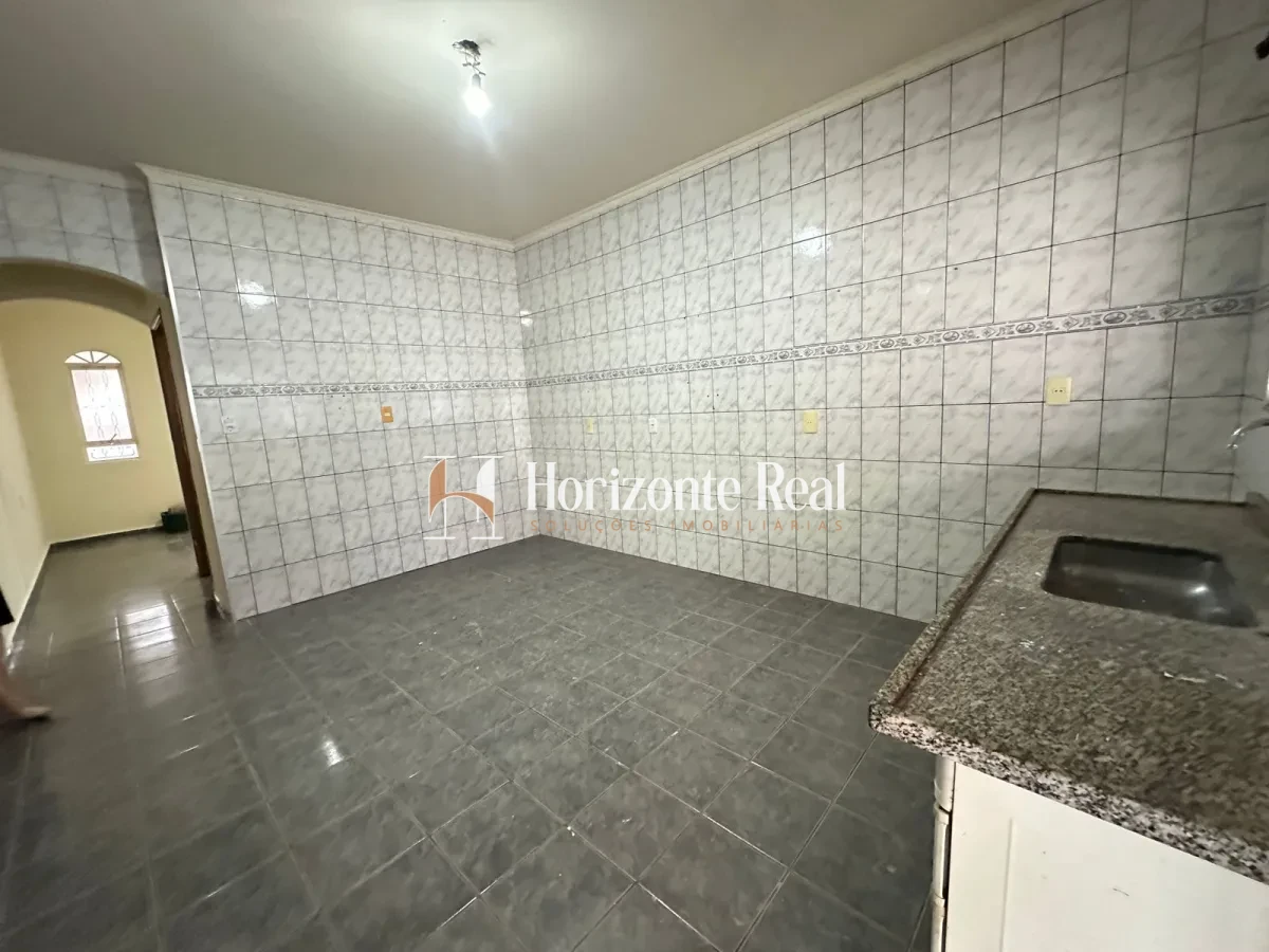 Imagem de EXCELENTE OPORTUNIDADE DE INVESTIMENTO E MORADIA !