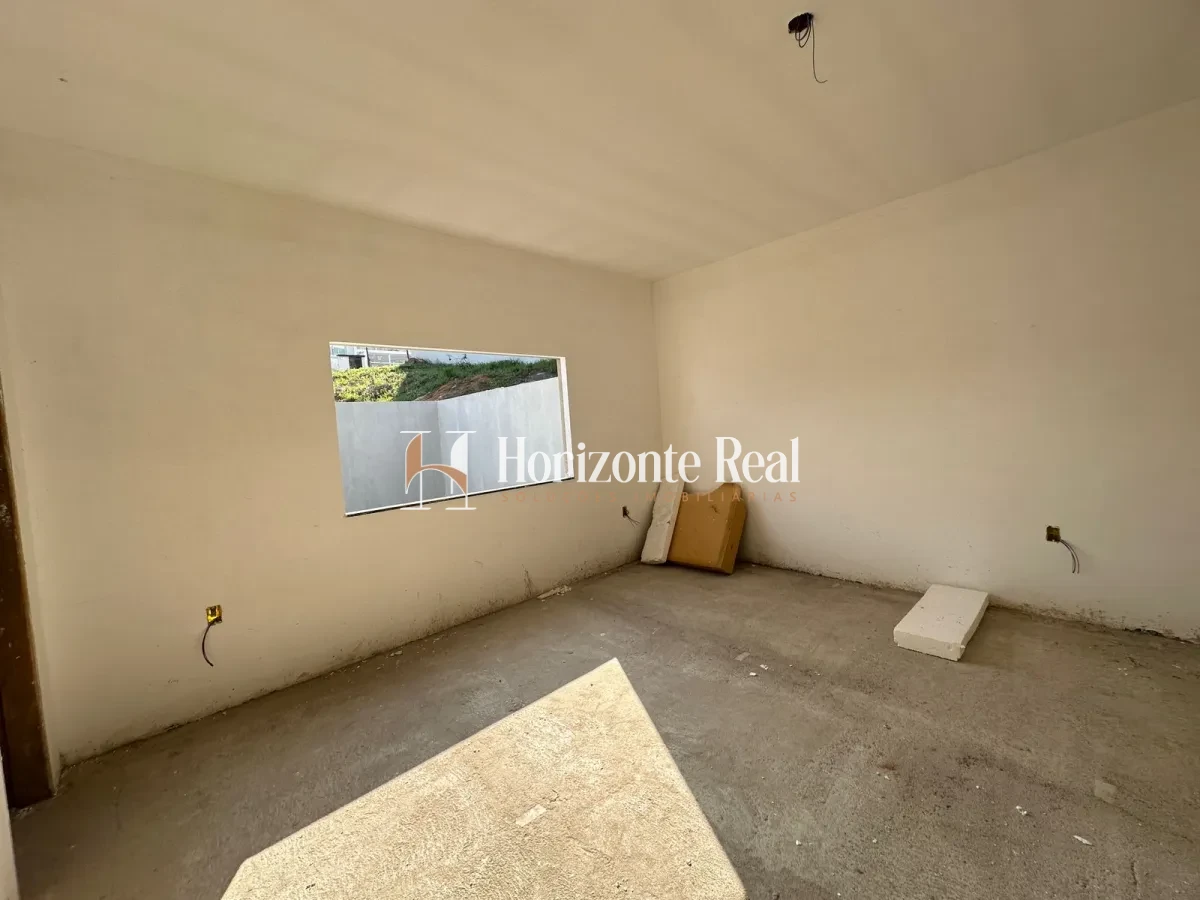 Imagem de CASA EM FASE FINAL DE ACABAMENTO | CONFORTO,ESPAÇO E EXCELENTE LOCALIZAÇÃO