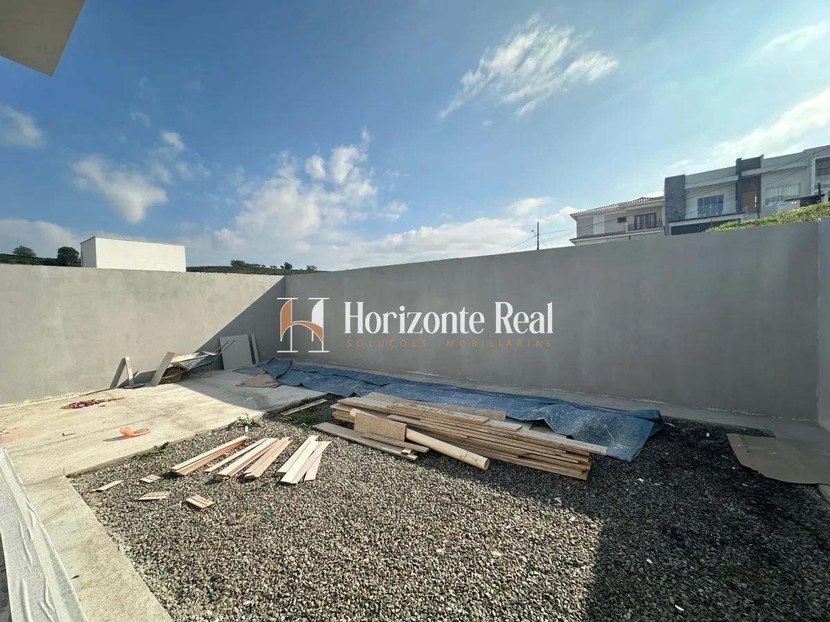 Imagem de CASA EM FASE FINAL DE ACABAMENTO | CONFORTO,ESPAÇO E EXCELENTE LOCALIZAÇÃO