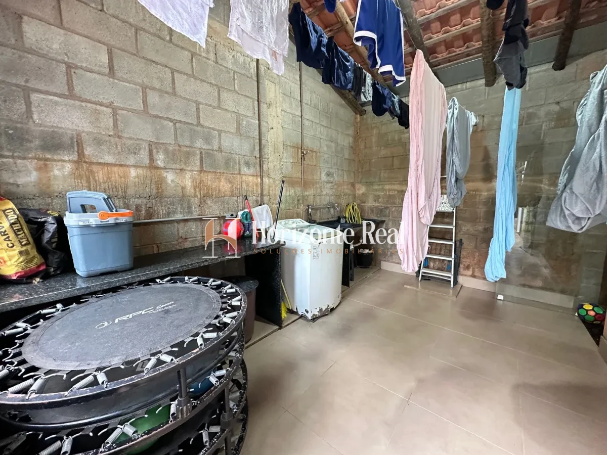 Imagem de CHÁCARA Á VENDA | CONFORTO,ESPAÇO E QUALIDADE A POUCOS MINUTOS DA CIDADE!