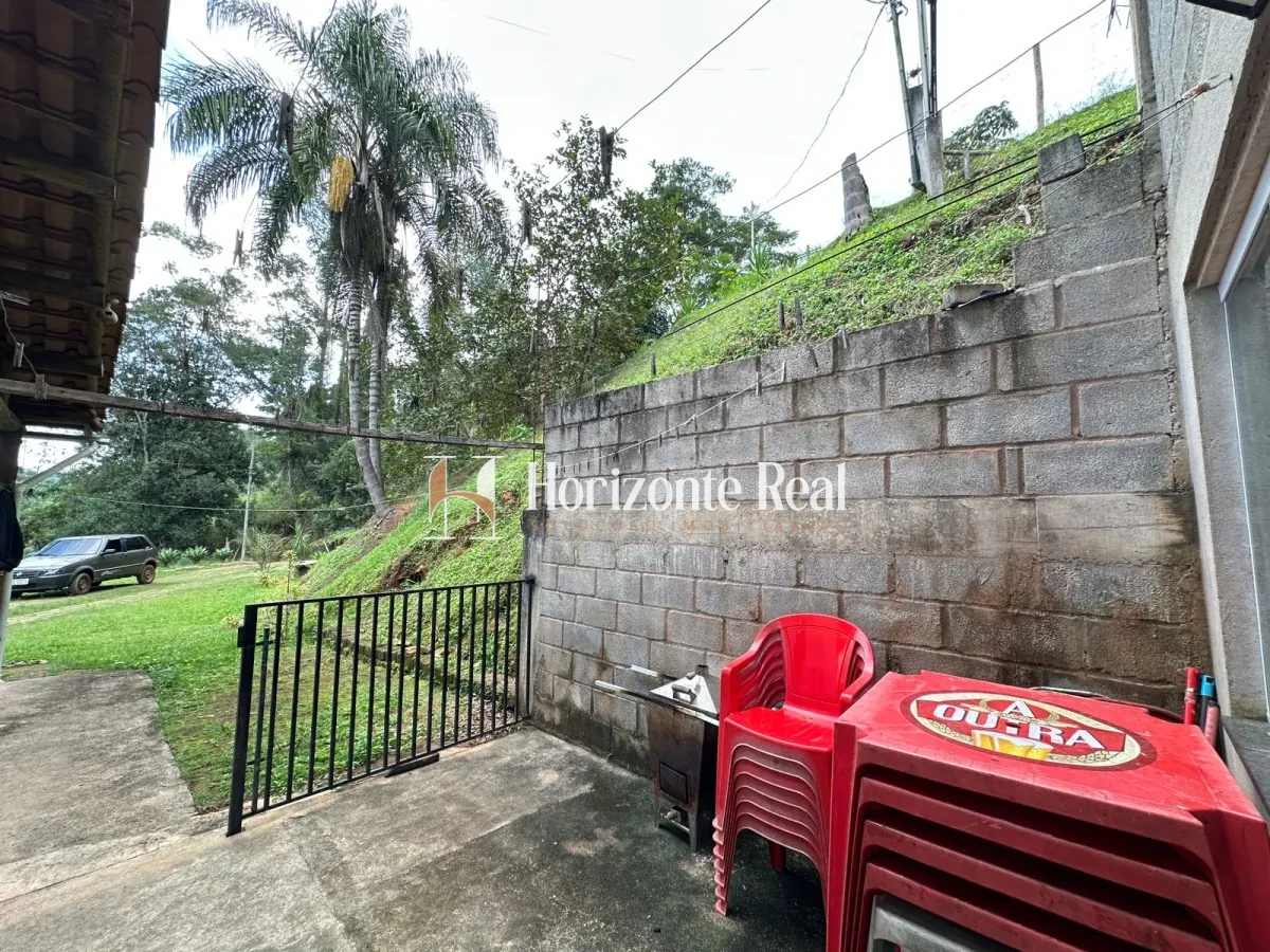 Imagem de CHÁCARA Á VENDA | CONFORTO,ESPAÇO E QUALIDADE A POUCOS MINUTOS DA CIDADE!