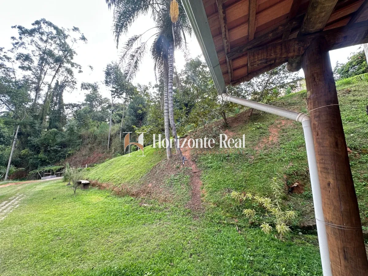 Imagem de CHÁCARA Á VENDA | CONFORTO,ESPAÇO E QUALIDADE A POUCOS MINUTOS DA CIDADE!