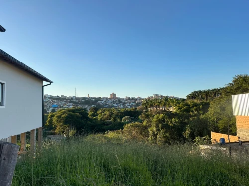 Imagem de TERRENO Á VENDA | EXCELENTE OPORTUNIDADE  PARA CONSTRUÇÃO E INVESTIMENTO