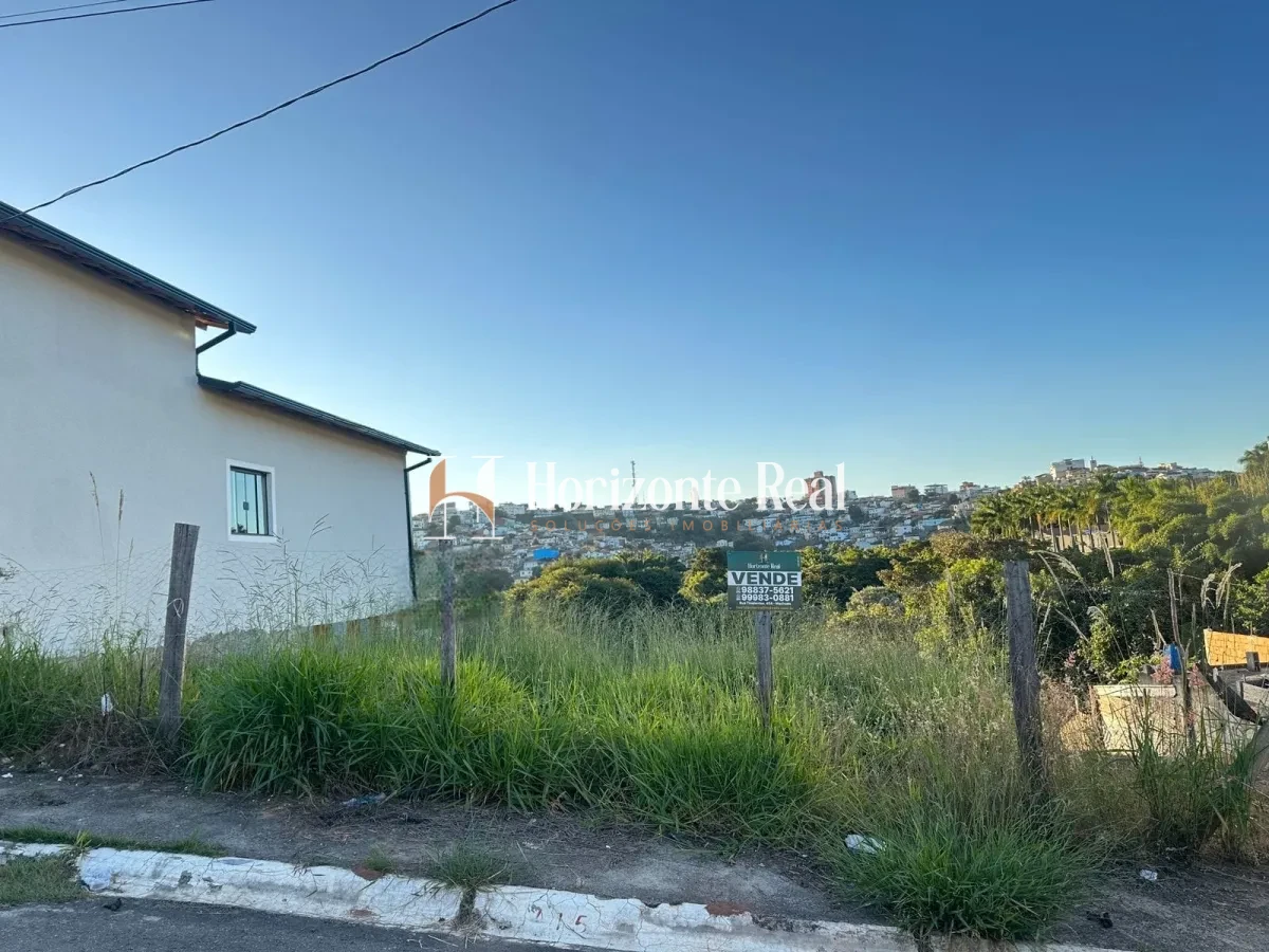Imagem de TERRENO Á VENDA | EXCELENTE OPORTUNIDADE  PARA CONSTRUÇÃO E INVESTIMENTO