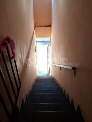 Imagem de Oportunidade Única: Ponto Comercial + Casa com Cobertura à Venda!