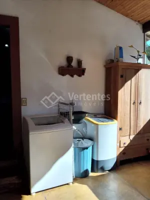 Imagem de Casa Rústica com Suíte em Meio à Natureza – Viva com Tranquilidade!