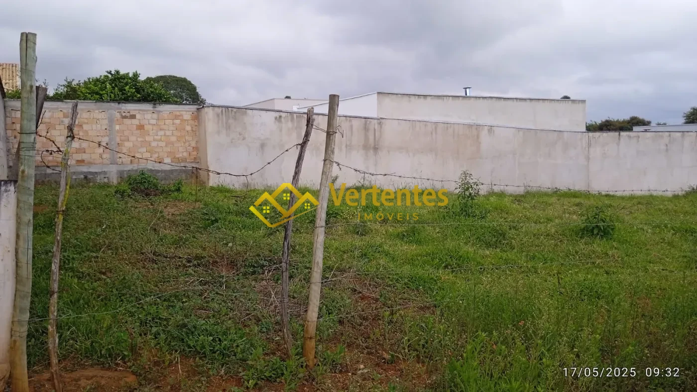 Imagem de Lote deslumbrante com área verde • Colõnia de Marçal