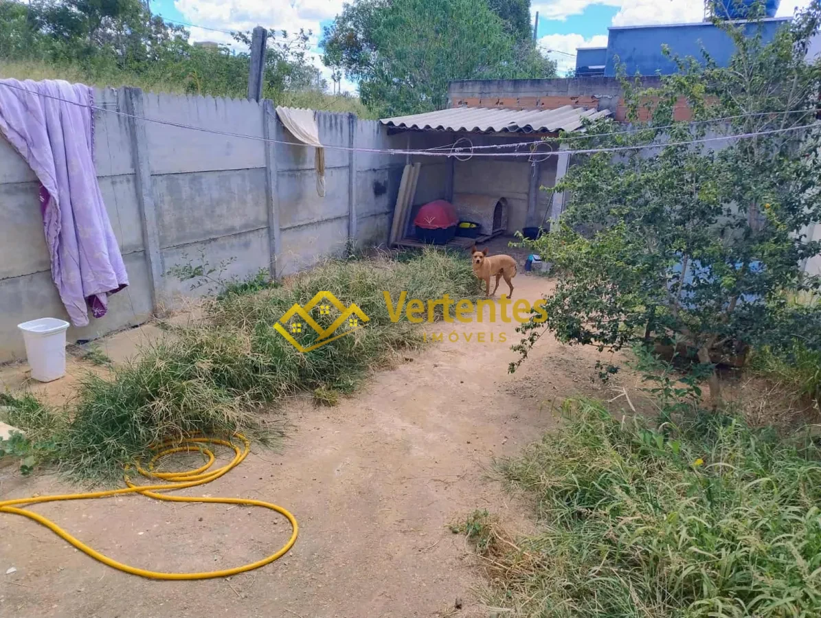 Imagem de Aluguel de Casa com Quintal Amplo e Garagem – Cidade Universitária!
