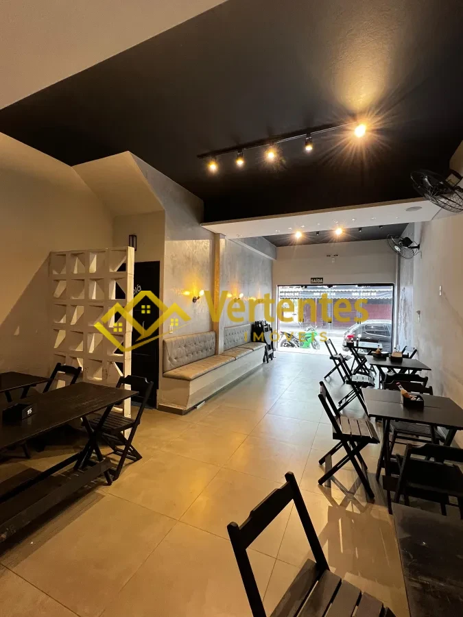 Imagem de Matosinhos | Espaço Perfeito para Restaurante – 91m² Disponível!