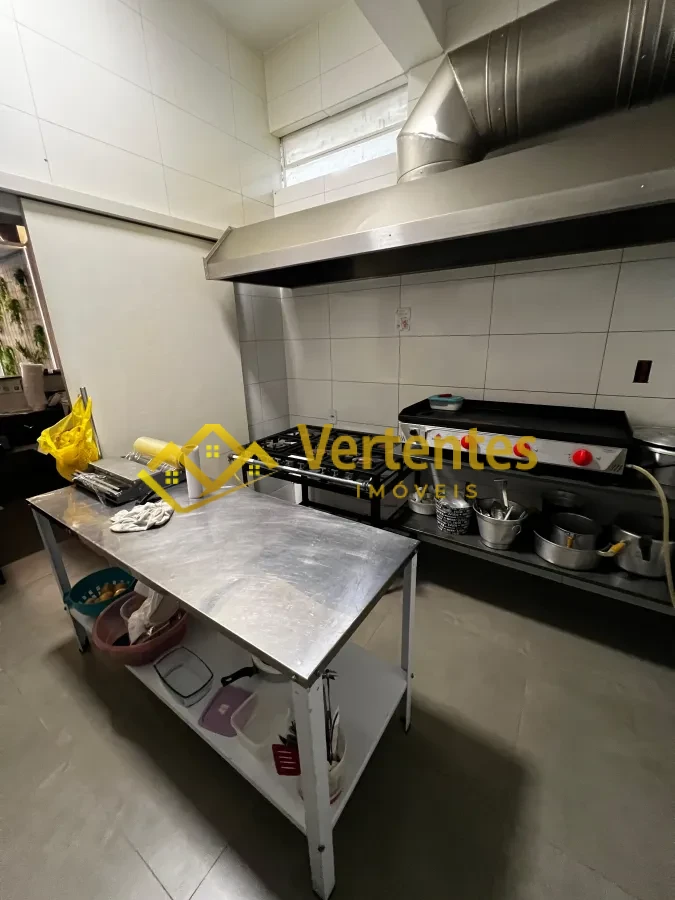 Imagem de Matosinhos | Espaço Perfeito para Restaurante – 91m² Disponível!