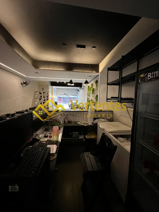Imagem de Matosinhos | Espaço Perfeito para Restaurante – 91m² Disponível!