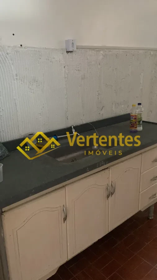 Imagem de Oportunidade! Casa Comercial para Aluguel em Ponto Estratégico de Santa Cruz de Minas!