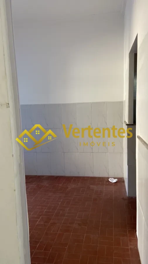 Imagem de Oportunidade! Casa Comercial para Aluguel em Ponto Estratégico de Santa Cruz de Minas!