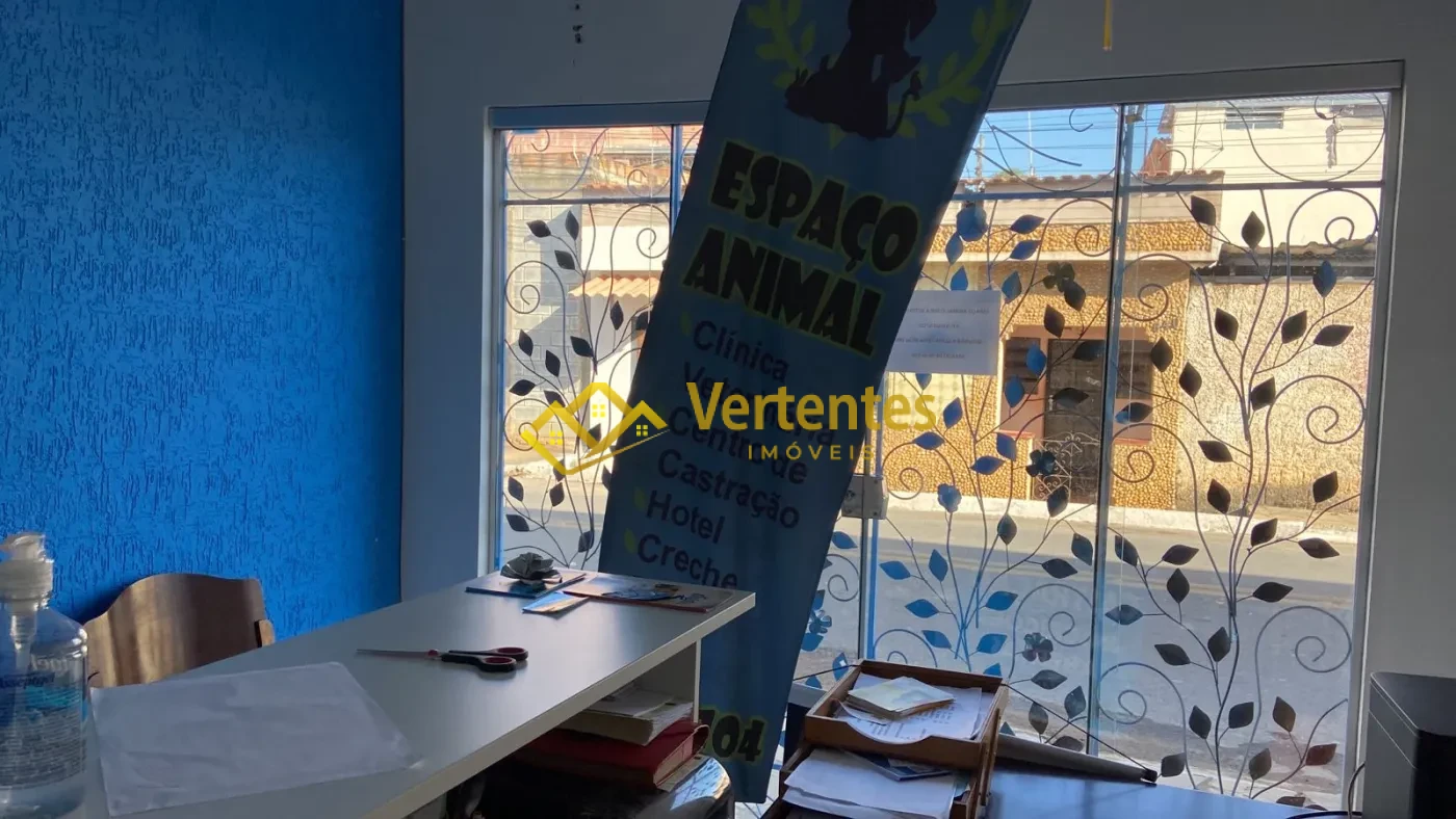 Imagem de Oportunidade! Casa Comercial para Aluguel em Ponto Estratégico de Santa Cruz de Minas!