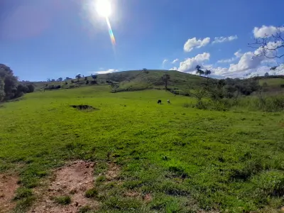 Imagem de Oportunidade Única: 18 Hectares com Luz e Água em Tiradentes
