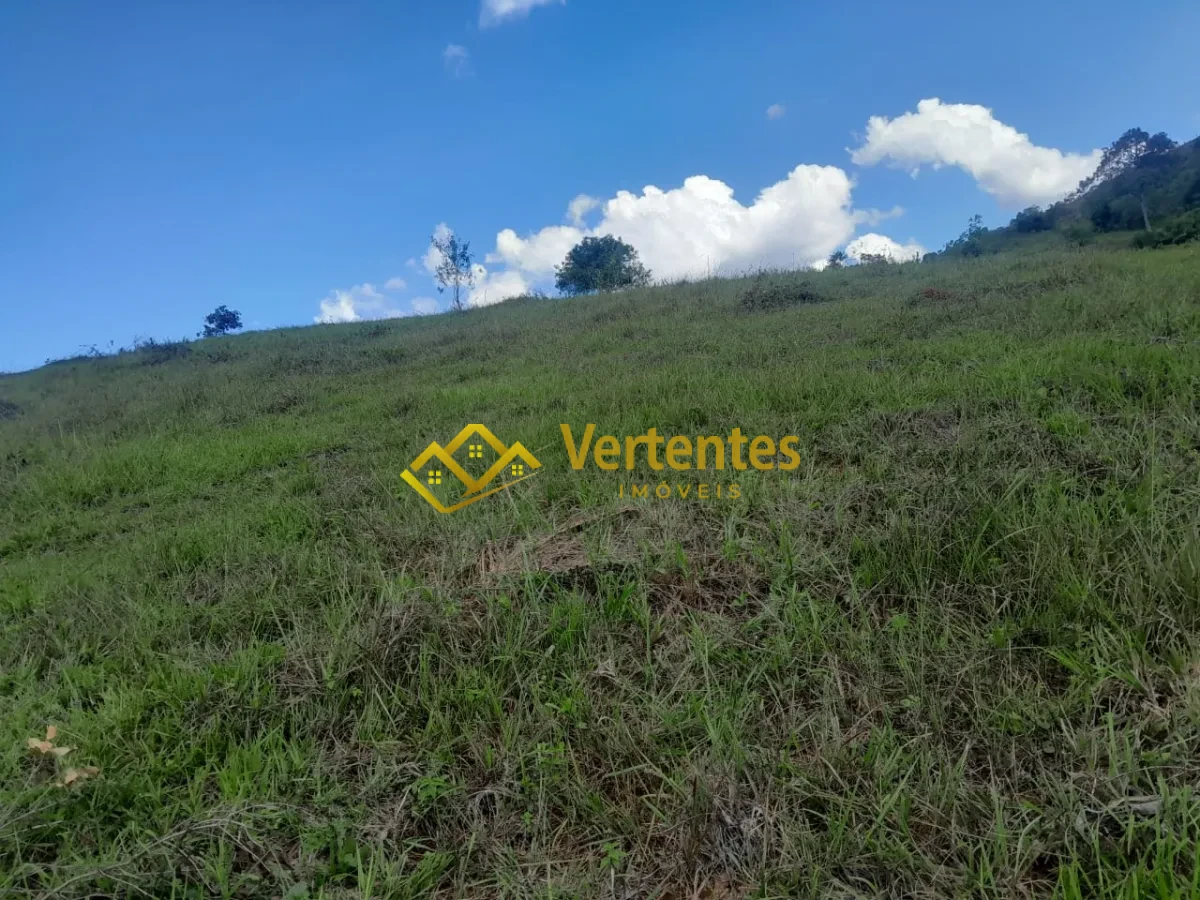 Imagem de Oportunidade Única: 18 Hectares com Luz e Água em Tiradentes