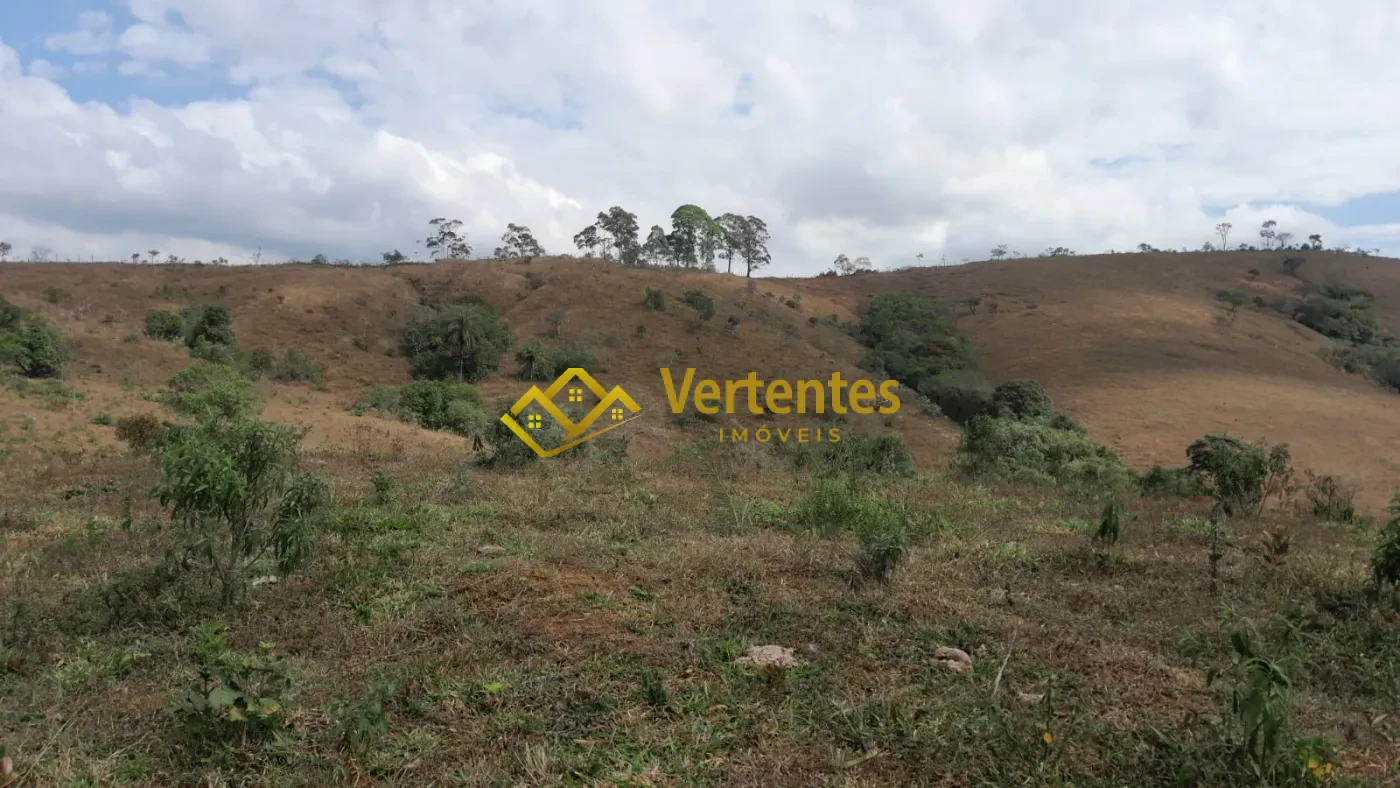 Imagem de Oportunidade Única: 18 Hectares com Luz e Água em Tiradentes