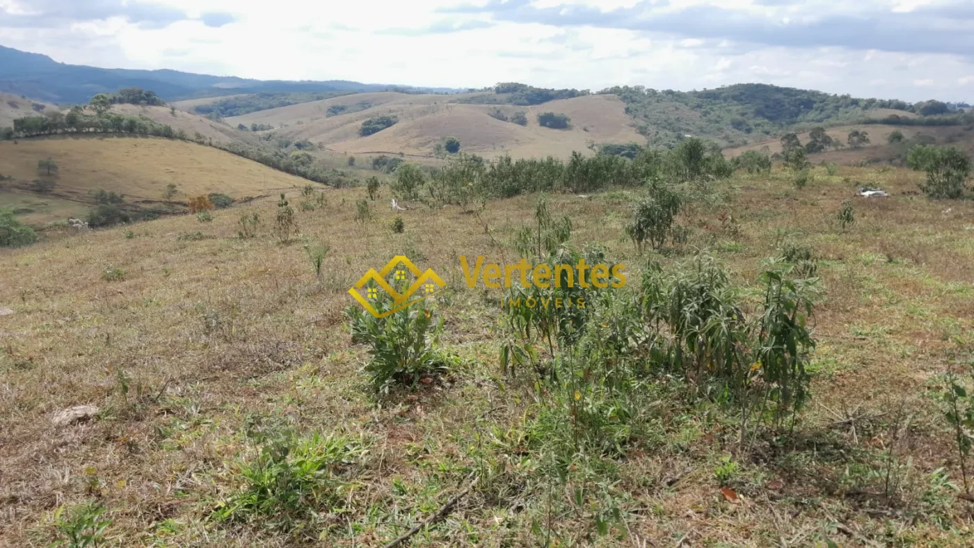Imagem de Oportunidade Única: 18 Hectares com Luz e Água em Tiradentes